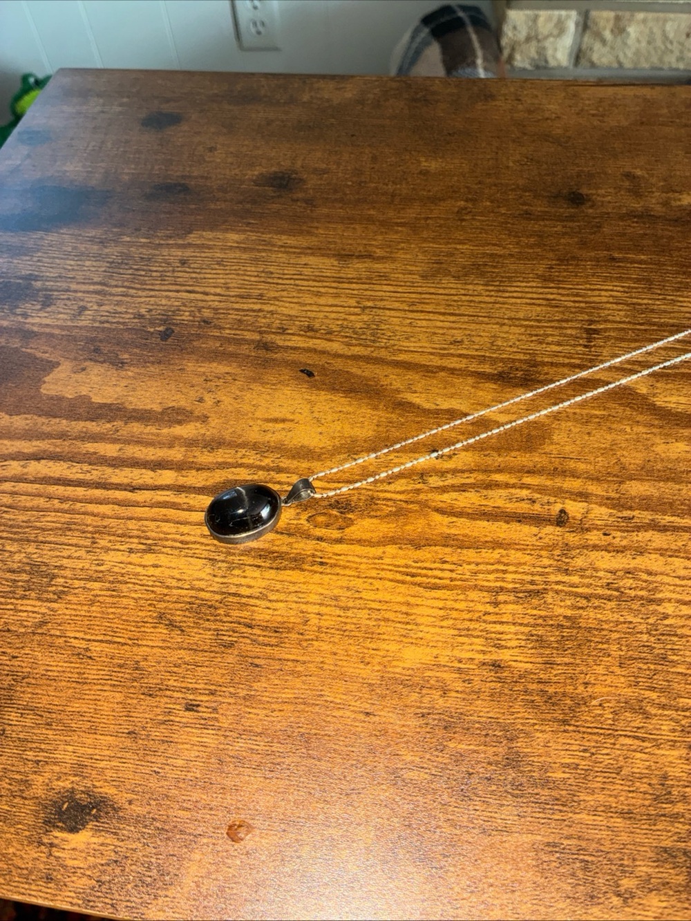 Polished Silver Chain Necklace with Black Oval Pendant